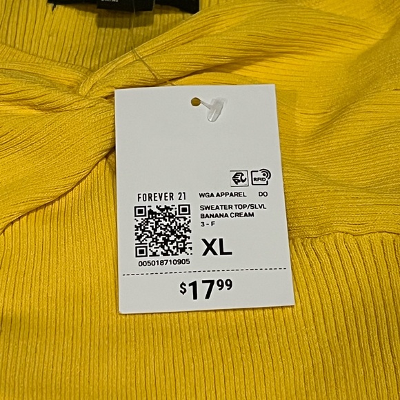 Forever 21 Women’s XL Banana Cream Sweater Crop Tank Top (NWT) - Picture 2 of 3